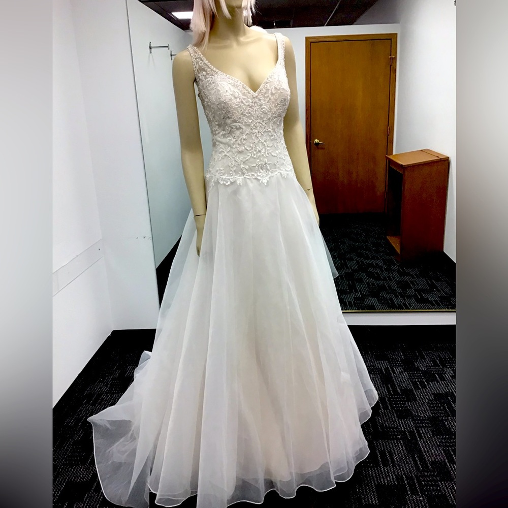 Maggie Sottero “Krisha” wedding gown Ivory/Light Gold…NWT